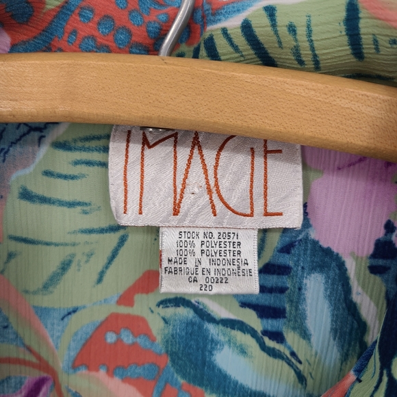 Vintage Tropical Floral Button Front Shirt - Picture 4 of 9